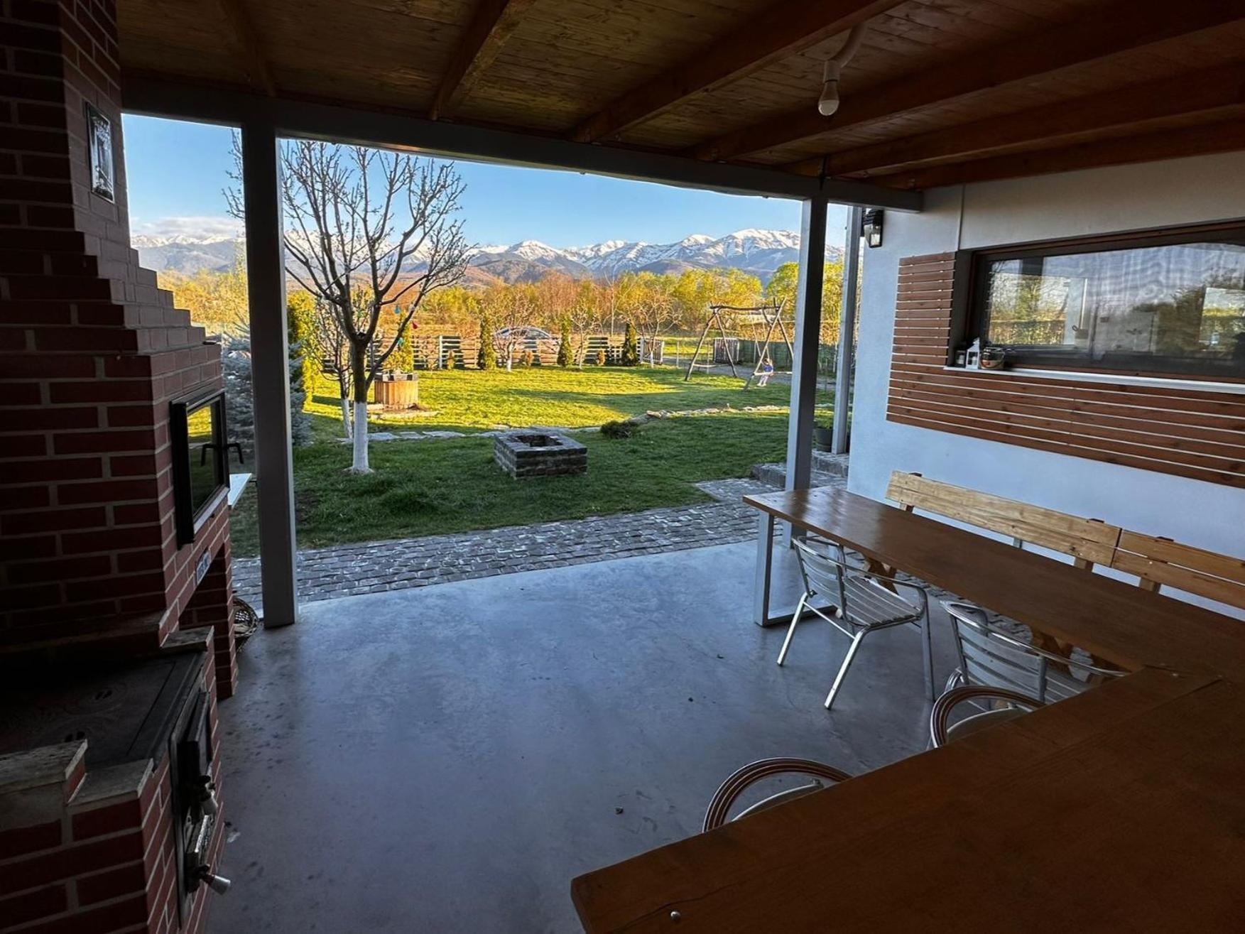 Wanderlust Cottage Avrig Bagian luar foto